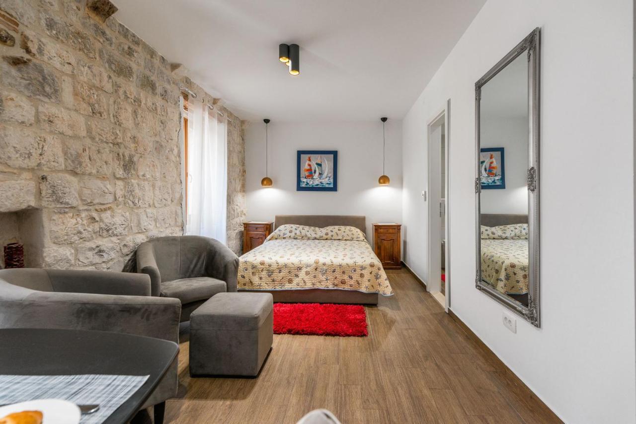 Aparthotel Vintage House Al Pozzo Hvar Town Zewnętrze zdjęcie
